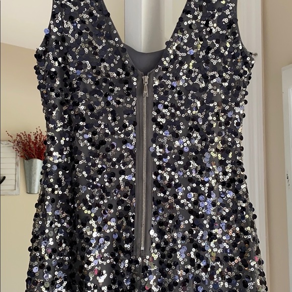 Guess Silver Sequins Dress - Picture 4 of 6